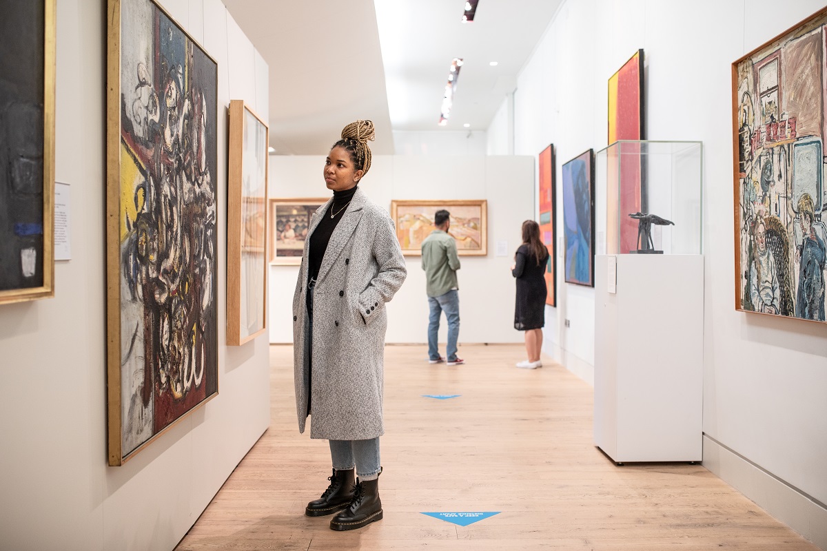 Gallery exhibition space for visual culture and art education research